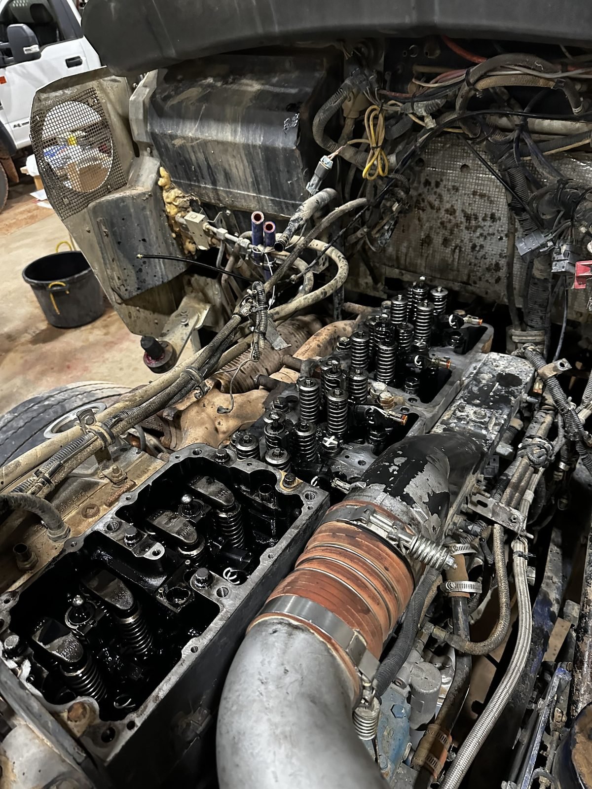 Diesel engine head and valve teardown