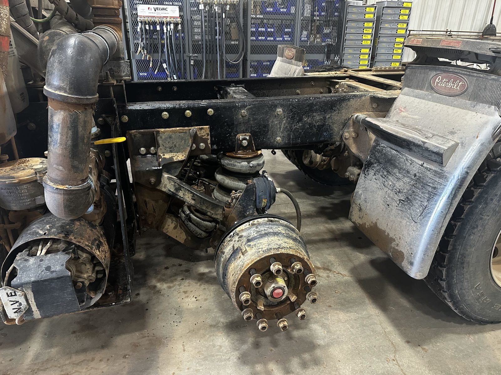 Peterbilt axle and suspension repair detail